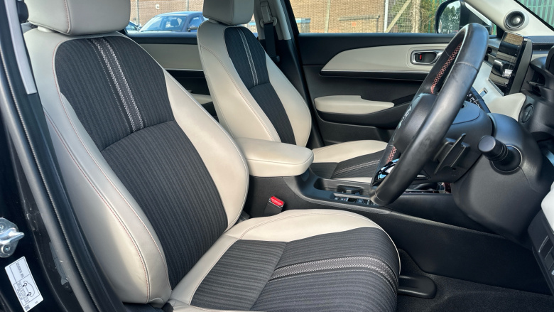 Honda HR-V 1.5 eHEV Advance Style 5dr CVT Hybrid Hatchback